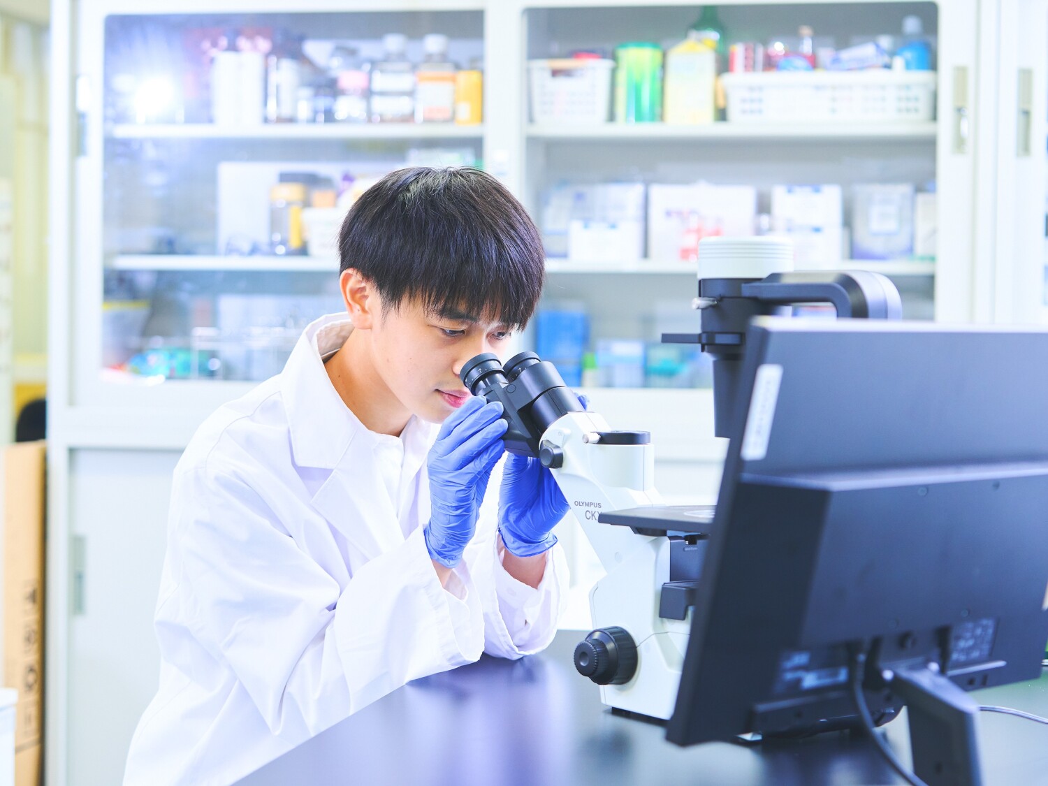 【神戸市】国立大学研究室内での微生物実験